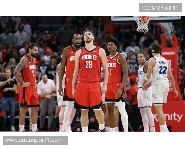 申京亚当斯谢泼德同场表现出色KD下场时球队进攻效率飙升至1225