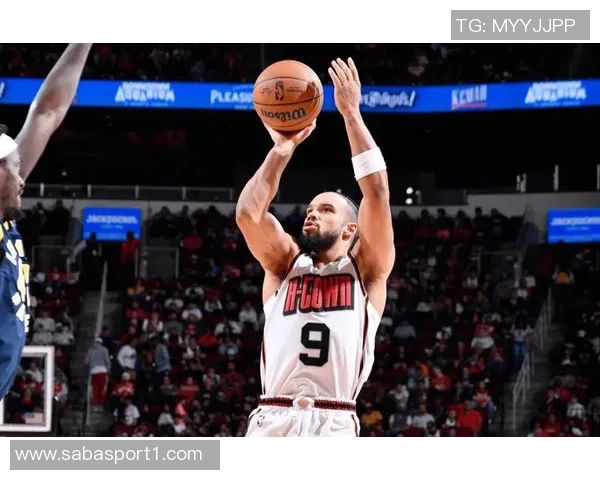 狄龙高效表现助力球队获胜三分球命中率惊人贡献10分