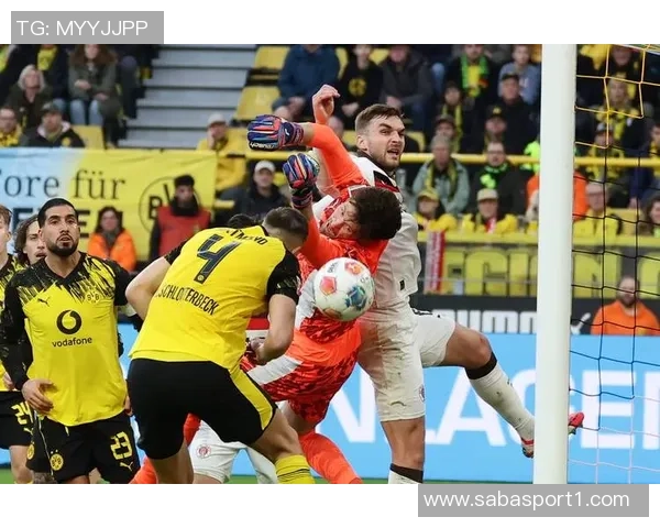 埃姆雷詹最后时刻点球绝杀多特蒙德惊险逆转圣保利 埃姆雷詹最后时刻点球绝杀多特蒙德惊险逆转圣保利