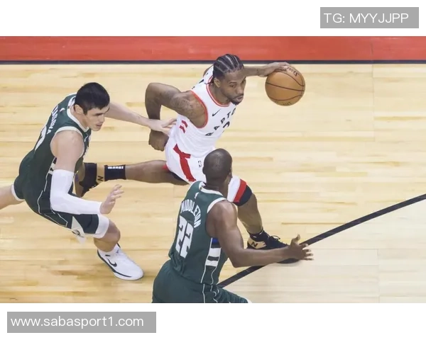 快船队飞往多伦多遭遇航班延误近十小时球员心情受影响