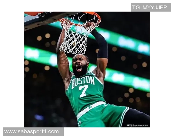 布朗谈中距离命中率领先:找到舒适区助力其他投篮更轻松 布朗谈中距离命中率领先:找到舒适区助力其他投篮更轻松